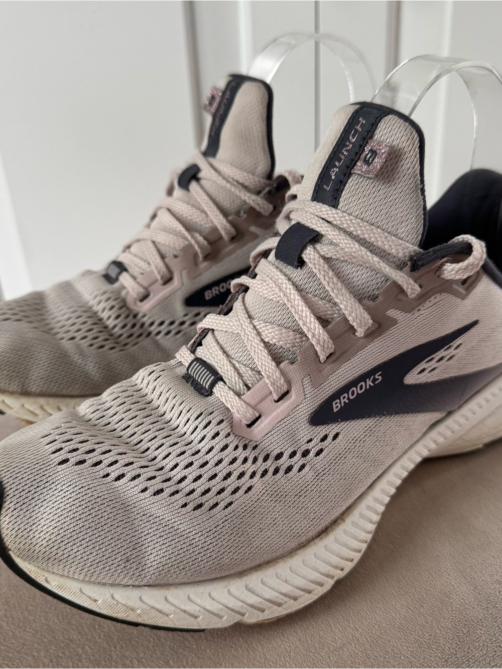 Brooks Speed Women's Light Beige and Pink Running Shoes